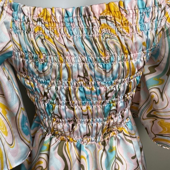 Chenault Women's Abstract Pastel Splash Off Shoulder Bell Sleeve Flared Blouse M - Picture 6 of 16